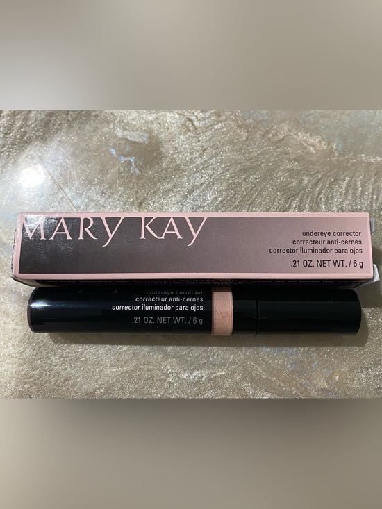 Mary Kay Other - Mary Kay Undereye Corrector Anti-cernes / New in Box